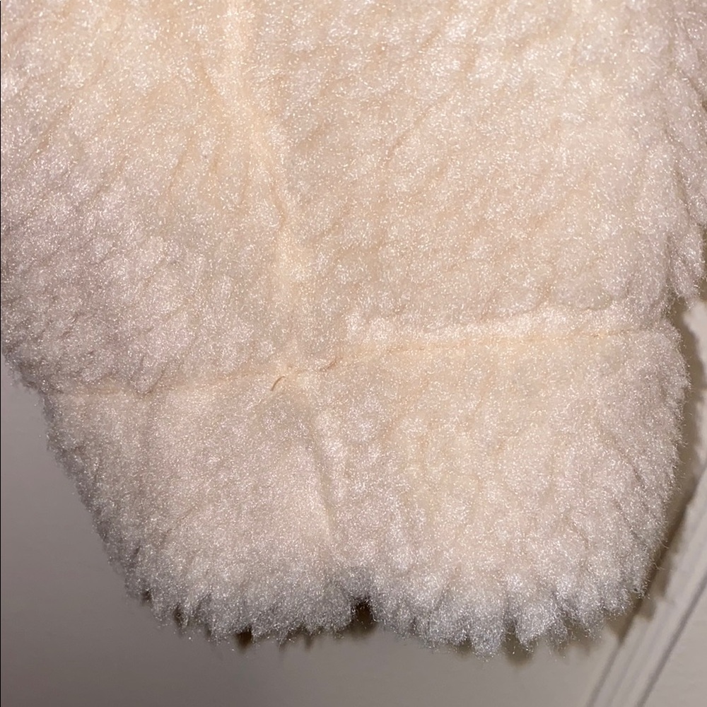 May Design Small Cozy Beige Sherpa Jacket - Picture 9 of 14